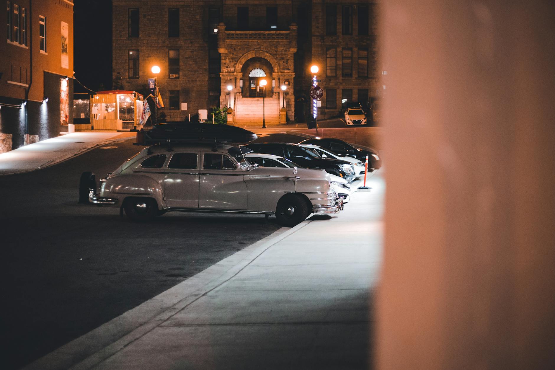 Prom-night transportation for Omaha groups