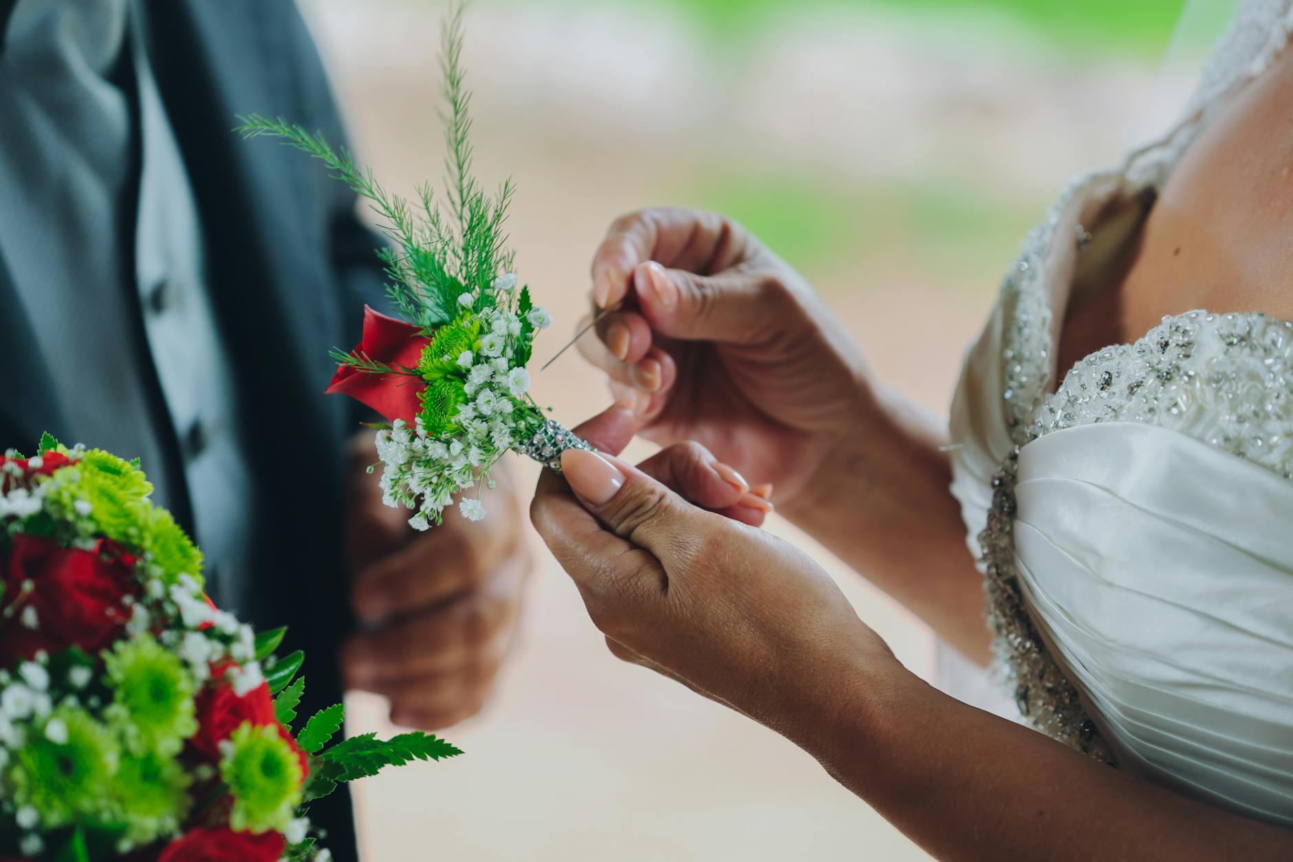 Prom-night transportation for Virginia Beach groups