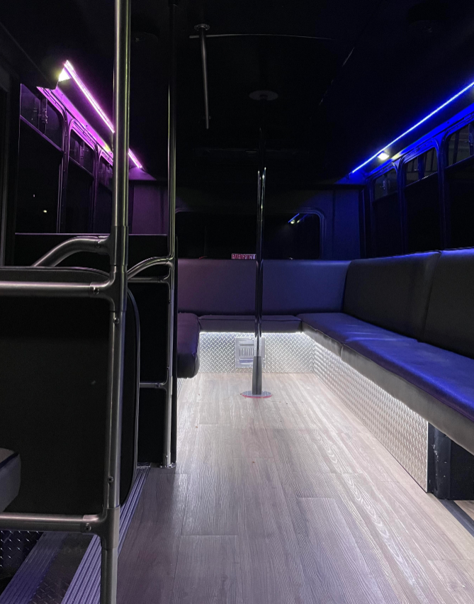 Karol G Mañana Será Bonito Chicago 2026: Group Charter Bus & Party Bus Logistics