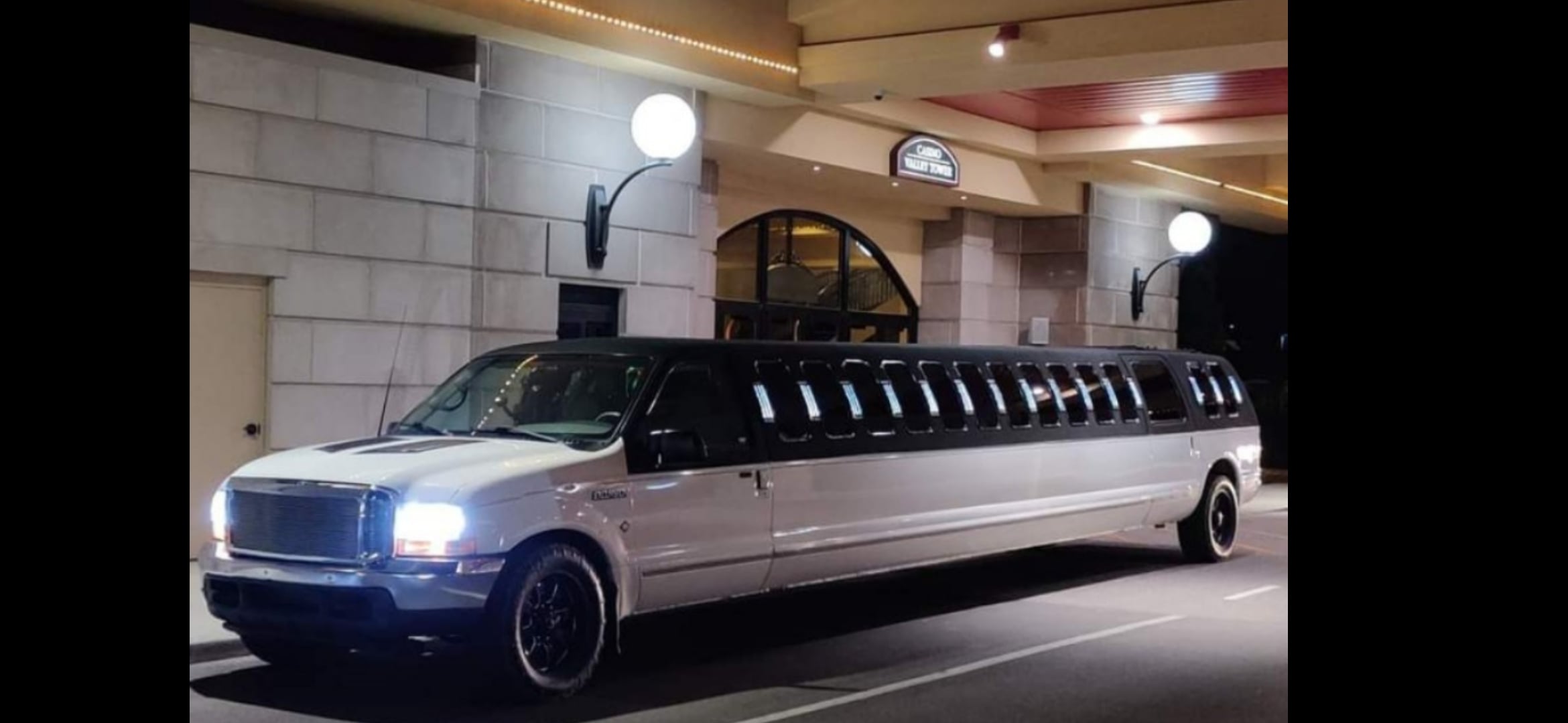 Theme park shuttle service