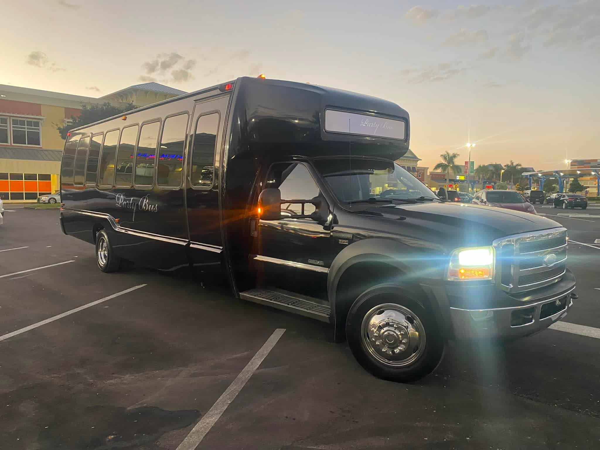 Christmas Lights Bus Tours 2026: Group Charter Bus & Party Bus Logistics