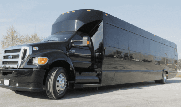 Wisconsin Badgers Football Saturdays: Charter Bus & Tailgate Transportation Guide