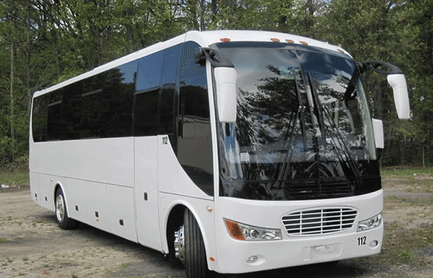 Portland-Maine HS Homecoming 2026: Group Transportation Playbook for Alumni, Greek Life & Tailgates