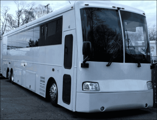 DFW High School Homecoming 2026: Group Transportation Playbook for Alumni, Greek Life & Tailgates