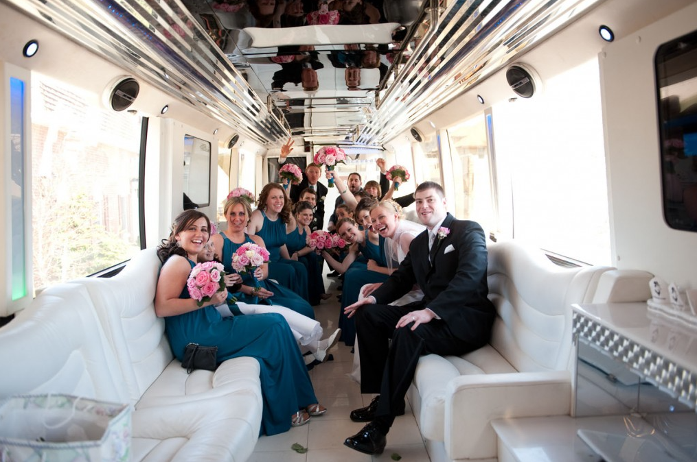 June 2026 Wedding Transportation: The Complete Guide for Brides Booking This Week