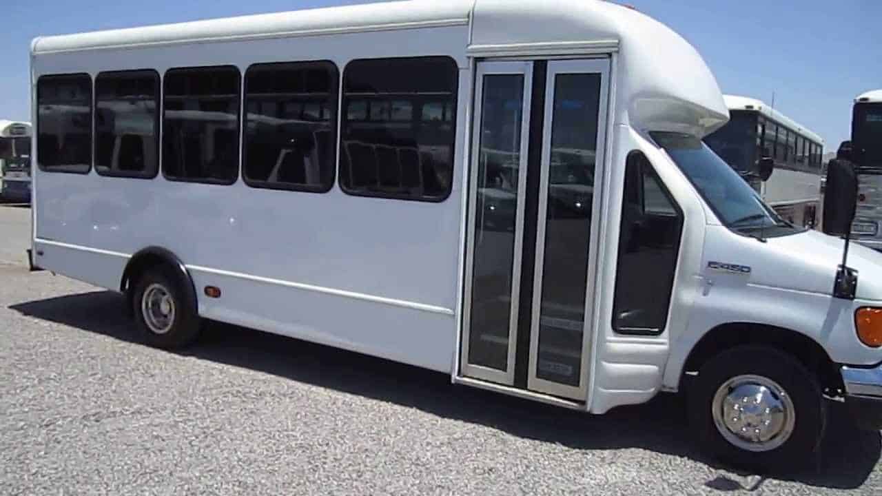 24 passenger mini bus rental - Unlimited Charters