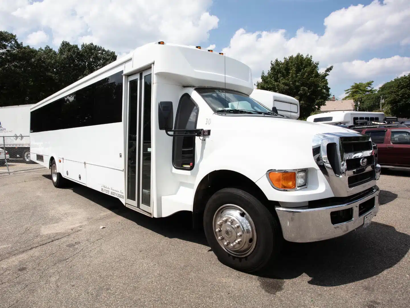 Party bus charter for Colorado Springs prom transportation