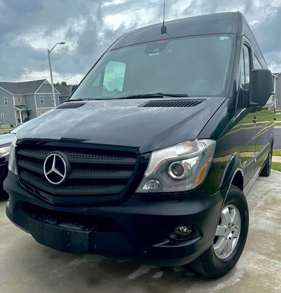 10 Passenger Sprinter Party Bus