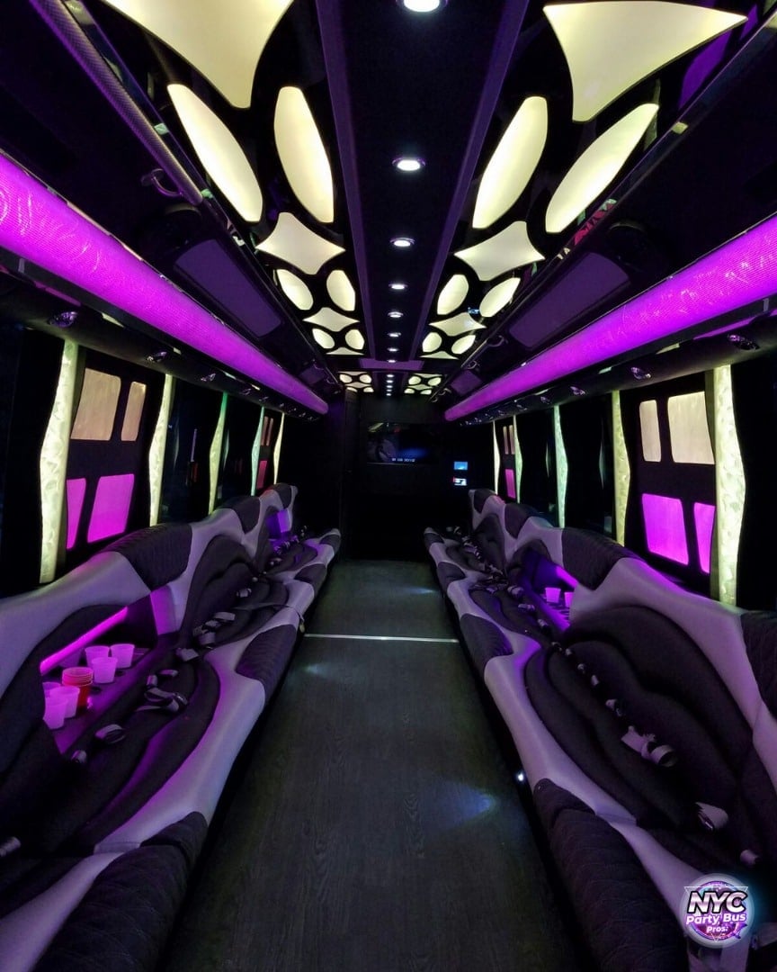 CONVENTION CHARTER BUS TRANSPORTATION IN Paradise, Nevada