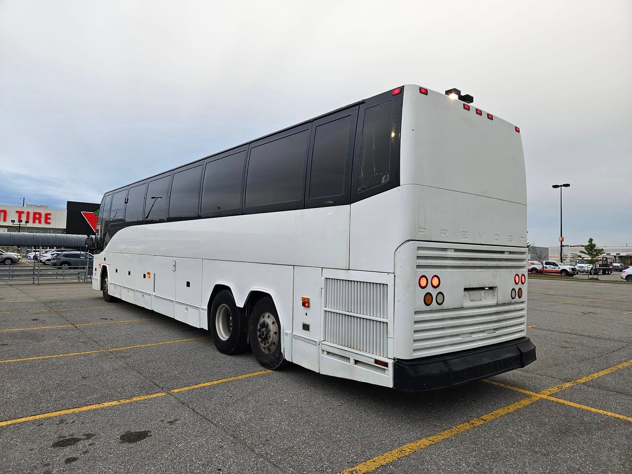 Charter Hub charter bus service in 