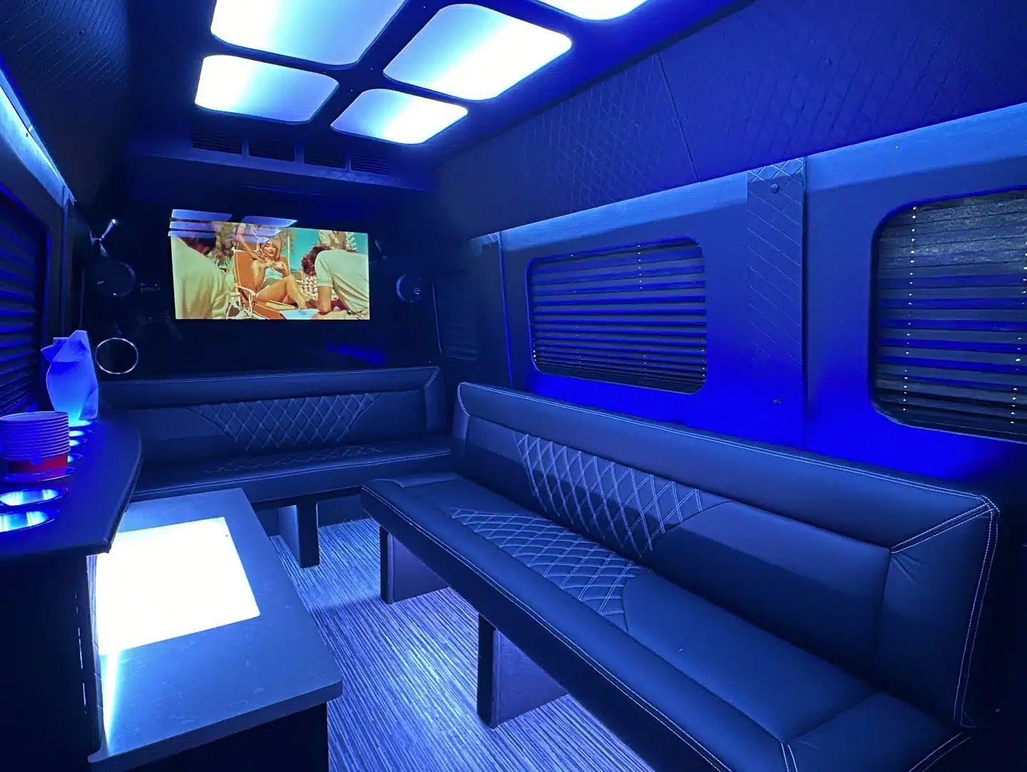 Party bus charter for Tacoma prom transportation