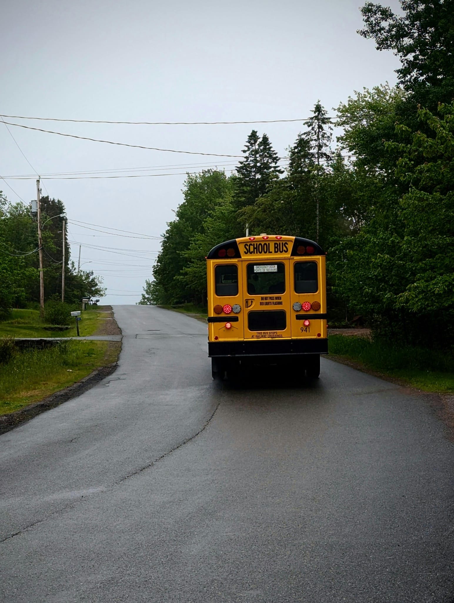 Why Charter Bus Services Outshine Traditional Travel