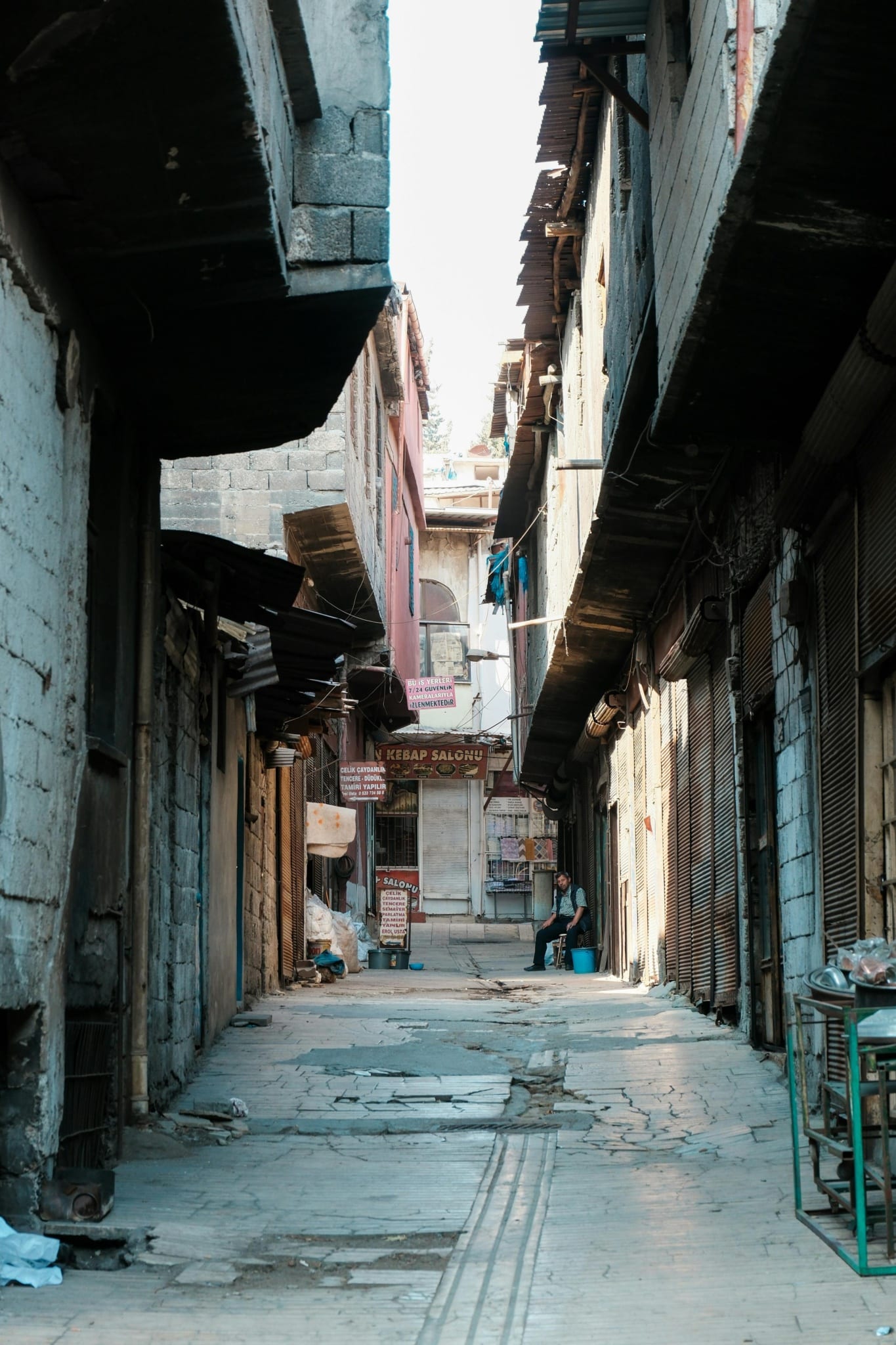 Uncover Hidden Gems and Local Hangouts with a Gambling Shuttle Bus