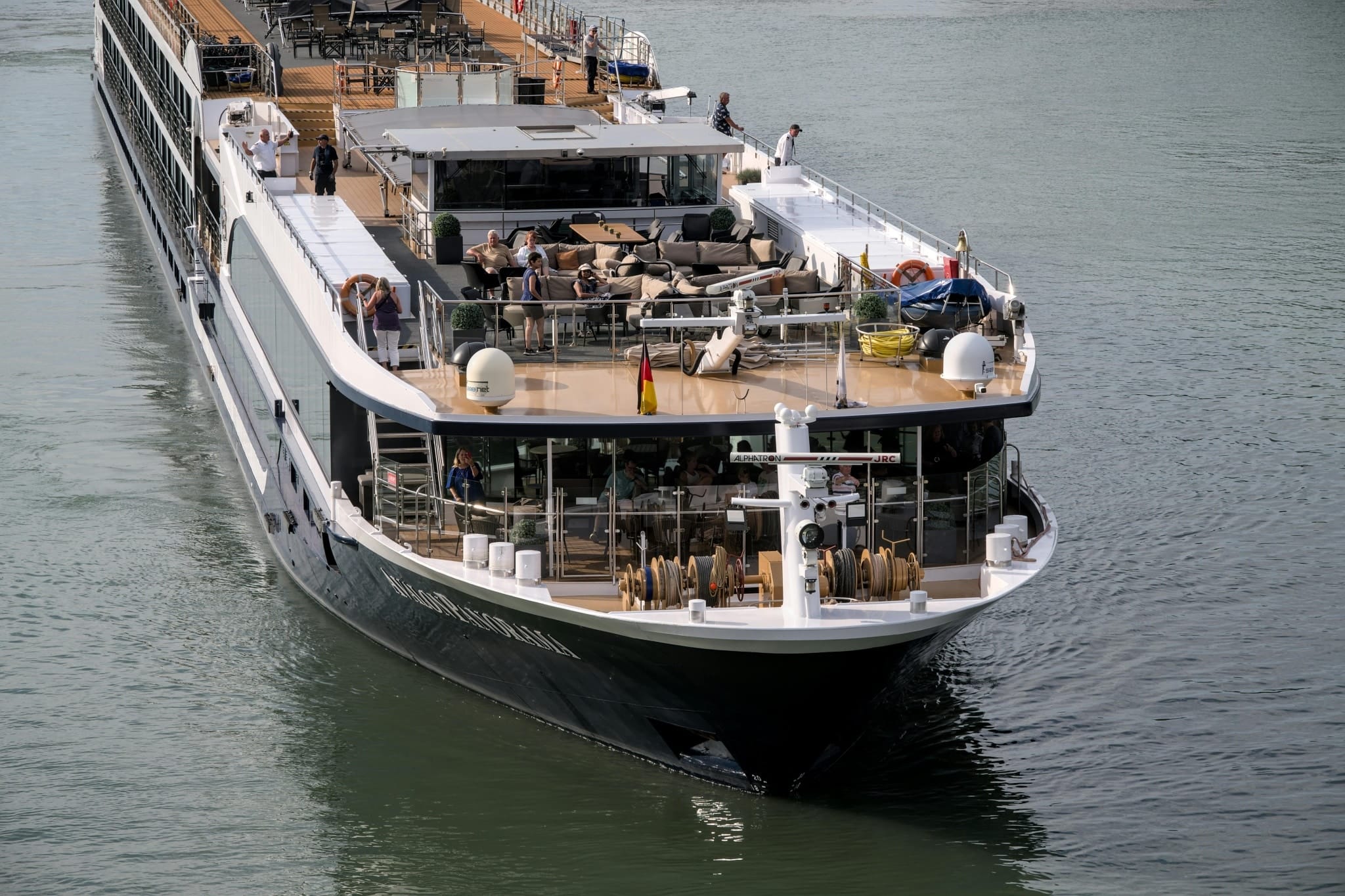 Why Choose Unlimited Charters for Your Mills River Journey