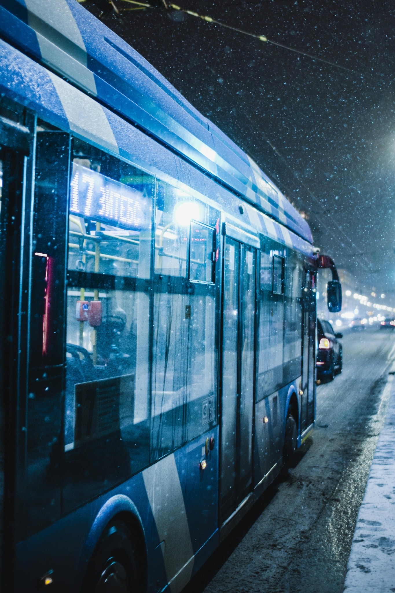 Top Destinations and Nightlife in a 20 Passenger Party Bus