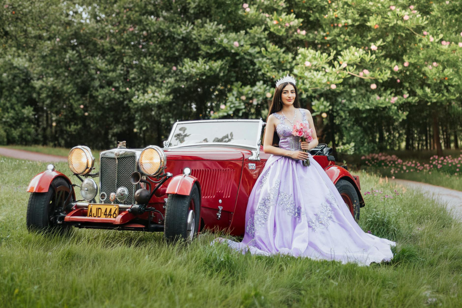 Prom-night transportation for Salt Lake City groups